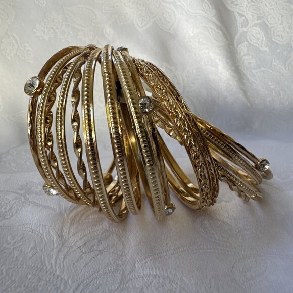Neiman Marcus Cara NY New York Bead Gold Tone Metal Bangle Bracelets 15 Set NEW - Picture 14 of 16